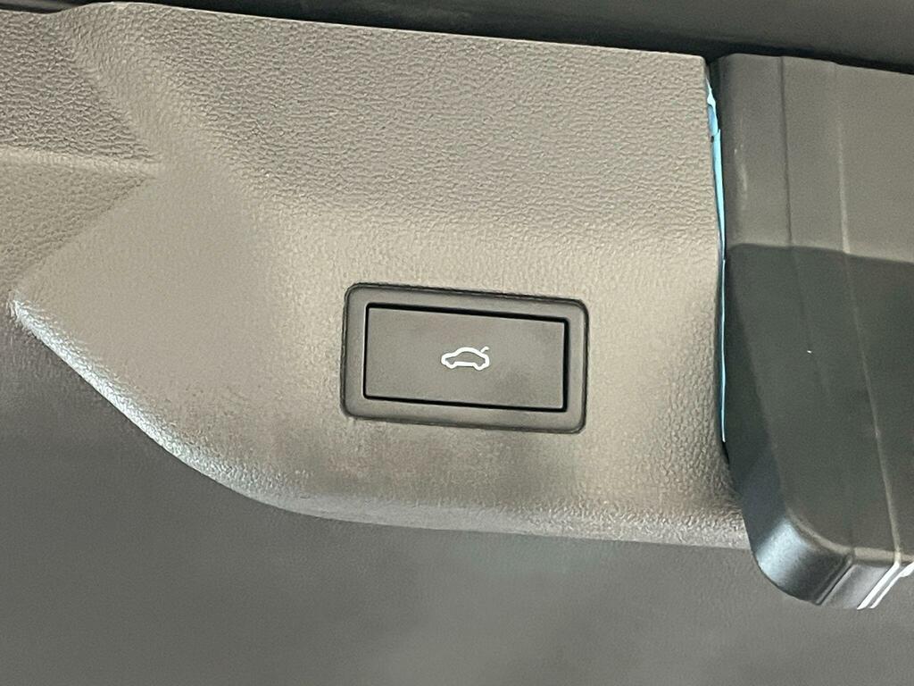 Volkswagen Multivan 1.4 Tsi 13Kwh Life Mpv Plug In Hybrid D Blue #69
