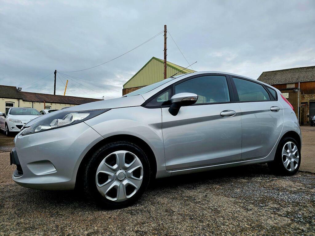 Ford Fiesta 1.4 Edge  Silver #4