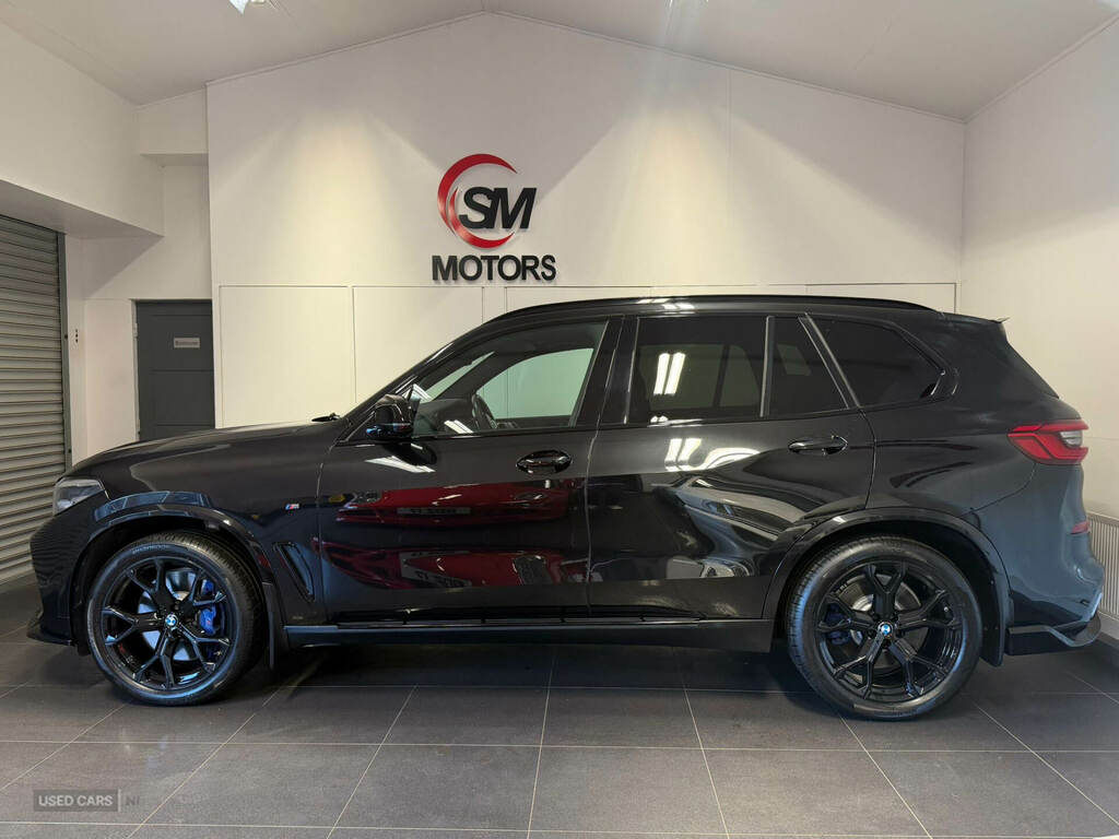 BMW X5 Xdrive30d M Sport Black #3