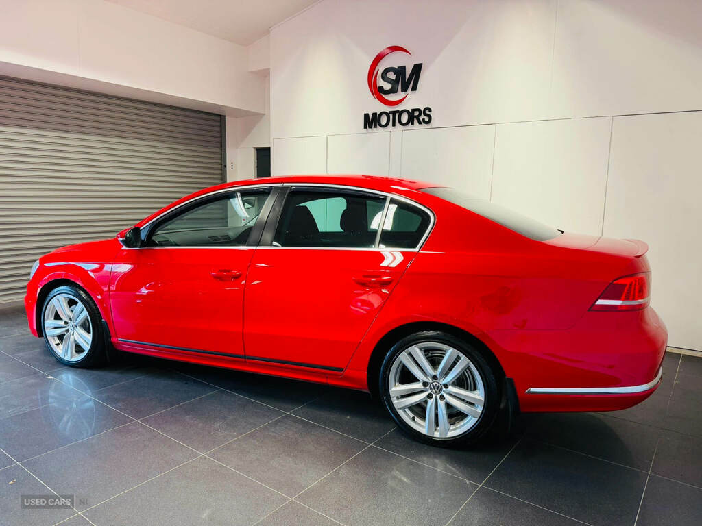 Volkswagen Passat 1.6 Tdi Se Business 2015 Brown #8