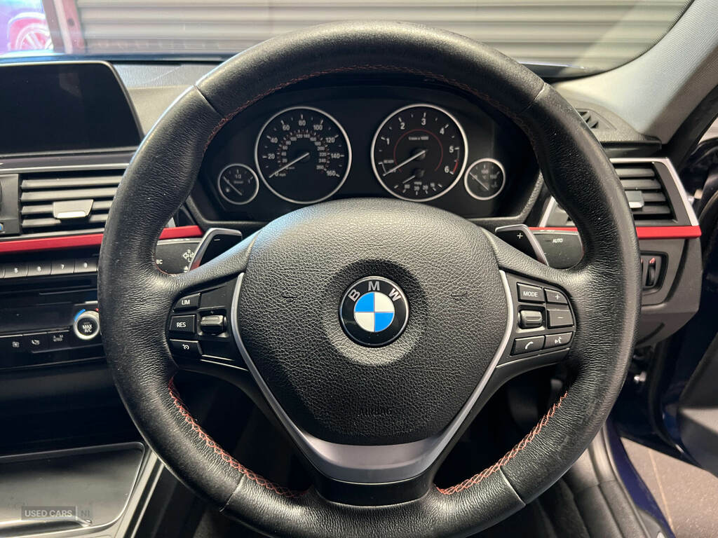 BMW 3 Series Saloon White #10
