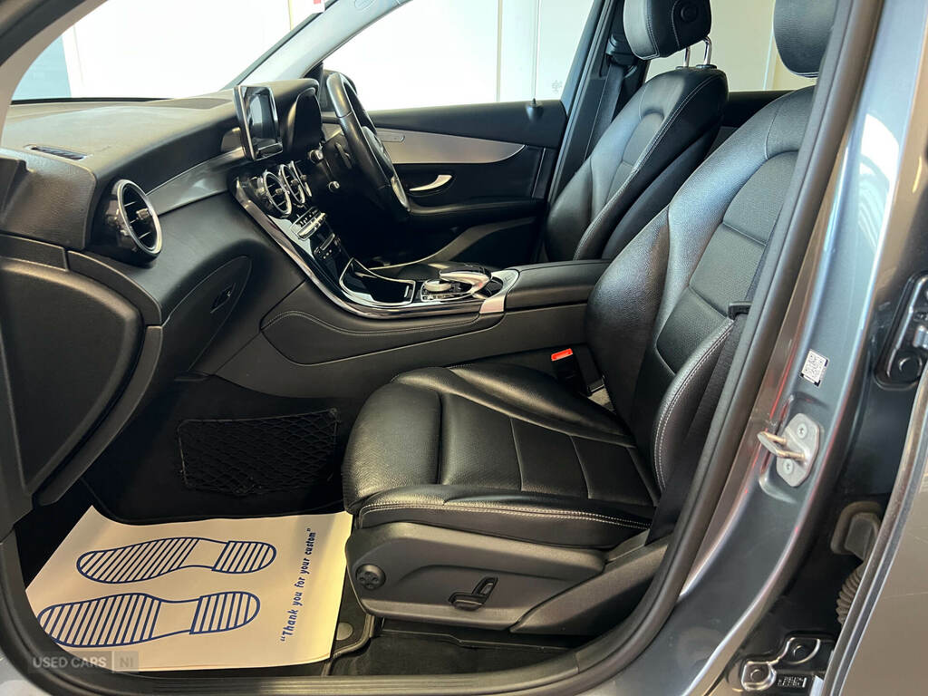 Mercedes-Benz GLC Class 2.1L Amg Line Silver #18