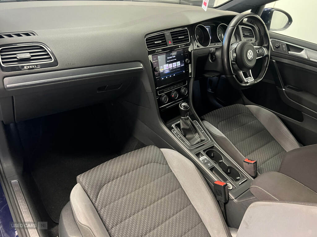 Volkswagen Golf R Tsi Dsg White #14
