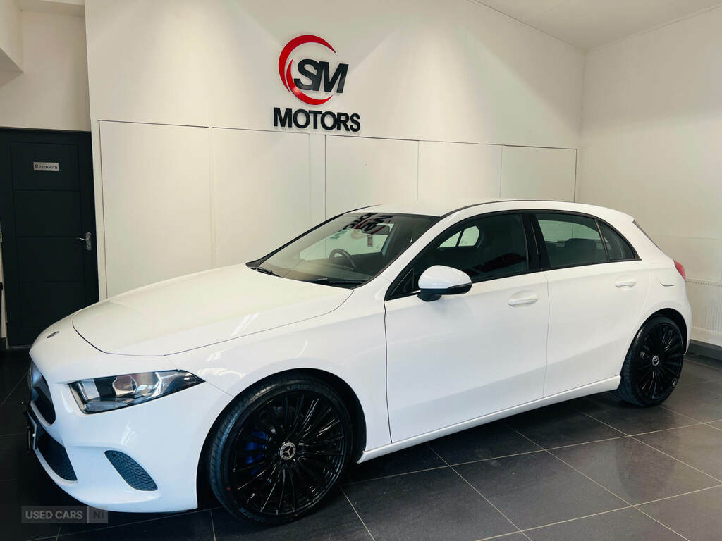 Mercedes-Benz A Class A180d Se White #4