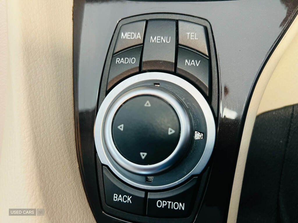 BMW X1 Xdrive20d Xline White #15