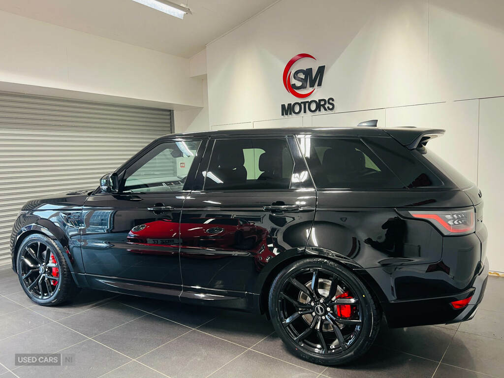 Land Rover Range Rover Sport 3.0 D300 Hse Black #3