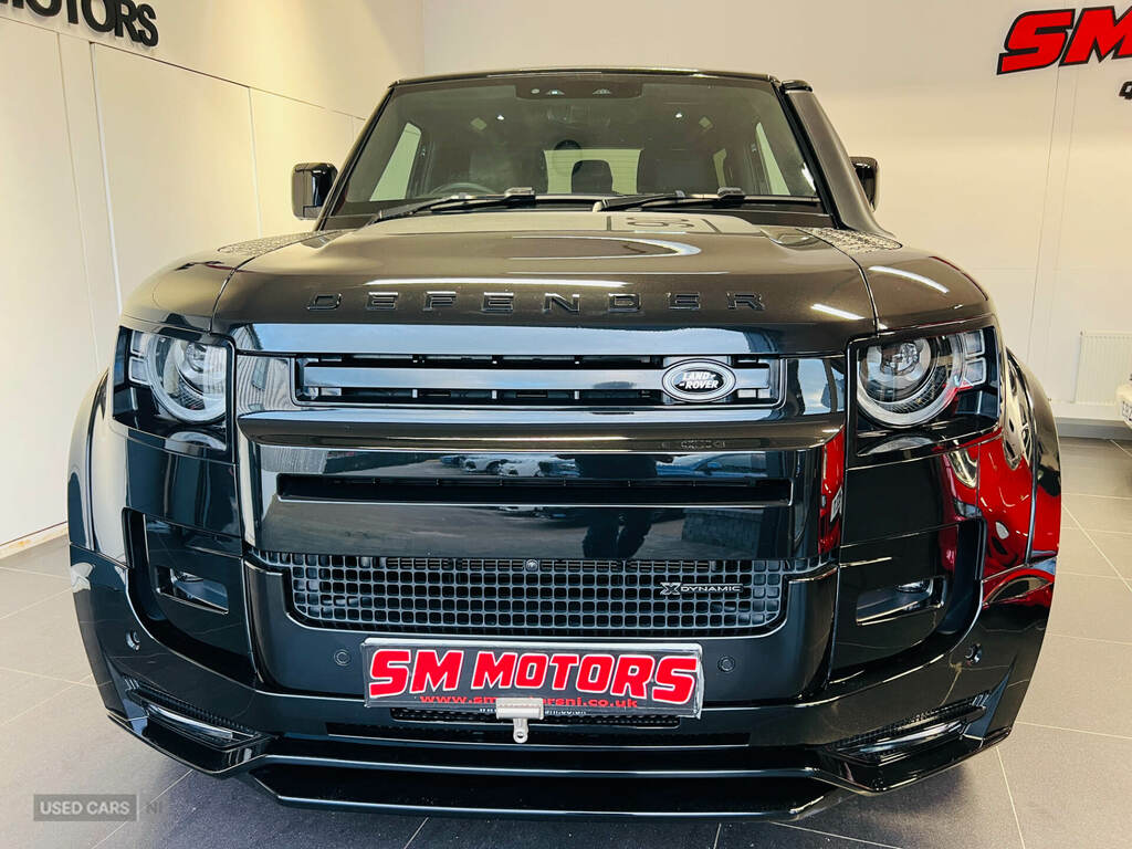 Land Rover Defender 90 3.0 D250 X-dynamic Se 90 Black #2