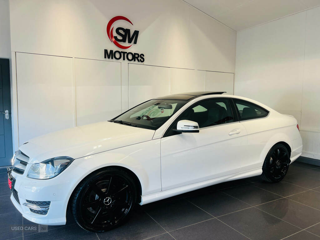 Mercedes-Benz C Class C220 Cdi Amg Sport Edition Premium Plus White