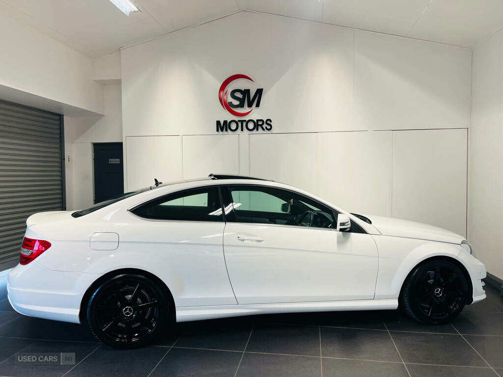 Mercedes-Benz C Class C220 Cdi Amg Sport Edition Premium Plus White #5