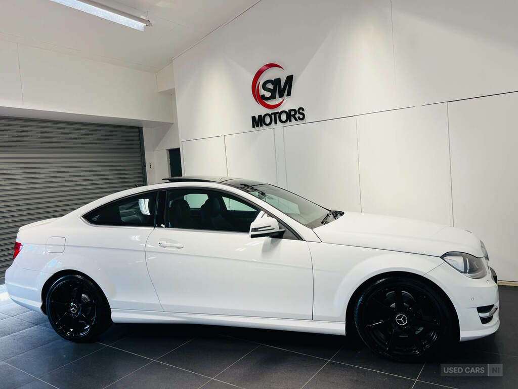 Mercedes-Benz C Class C220 Cdi Amg Sport Edition Premium Plus White #2