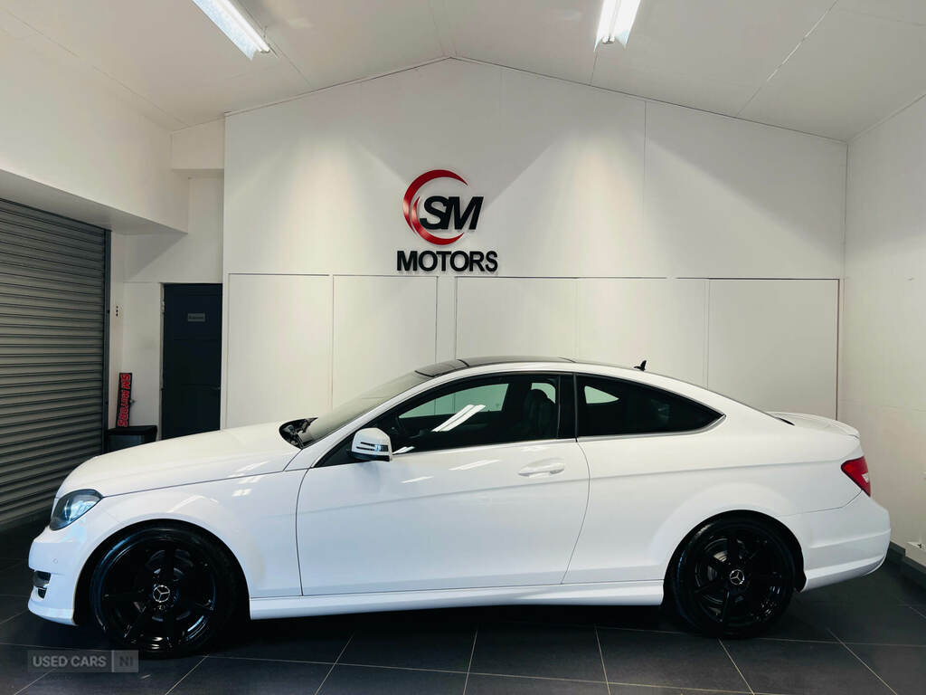Mercedes-Benz C Class C220 Cdi Amg Sport Edition Premium Plus White #4