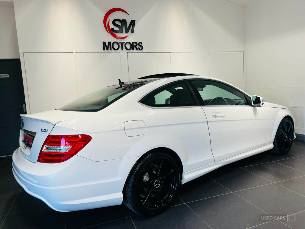 Mercedes-Benz C Class C220 Cdi Amg Sport Edition Premium Plus White #6