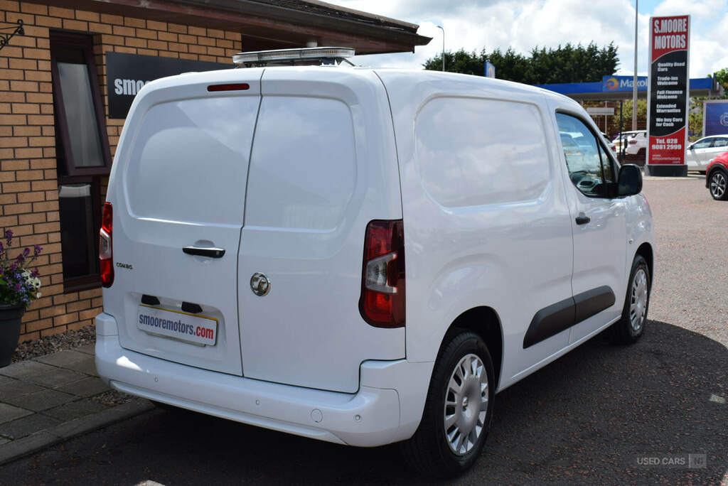Vauxhall Combo 2000 1.5 Turbo D 100Ps H1 Sportive Van XGZ5993 White #5