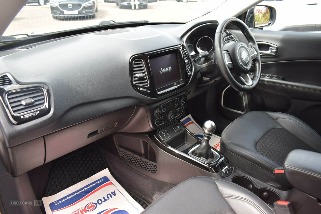 Jeep Compass 1.4 Multiair 140 Night Eagle 2Wd White