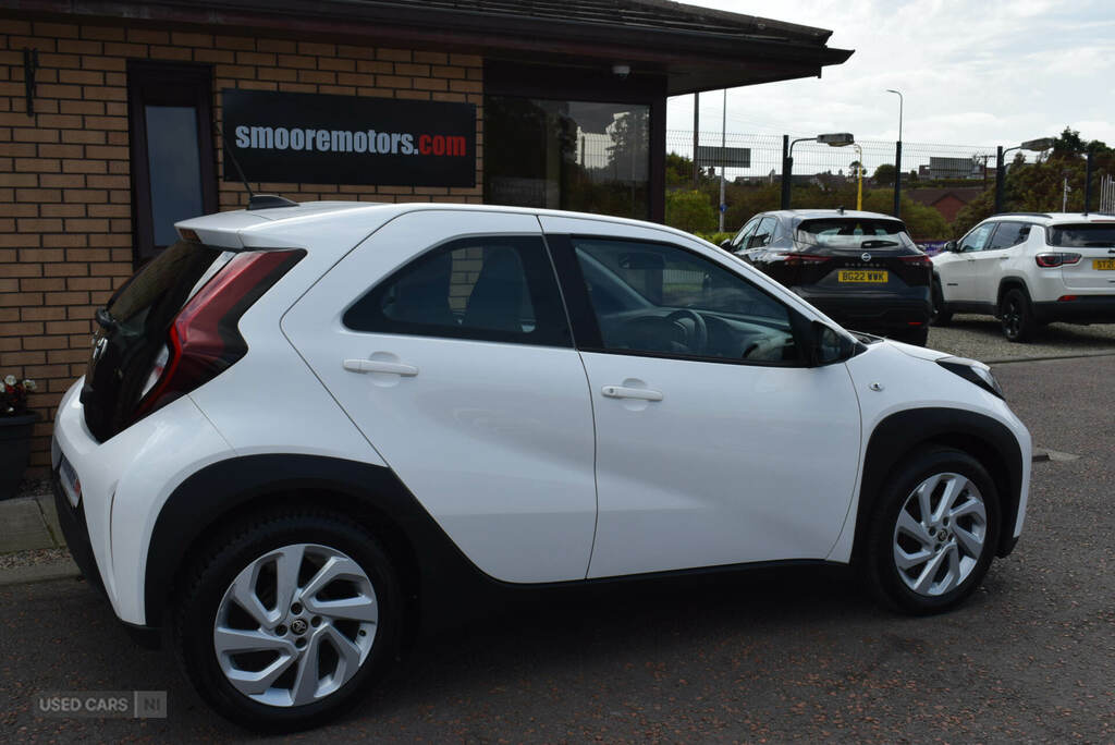 Toyota Aygo X 1.0 Vvt-i Pure White #5