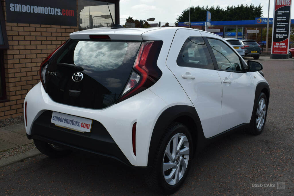 Toyota Aygo X 1.0 Vvt-i Pure White #6