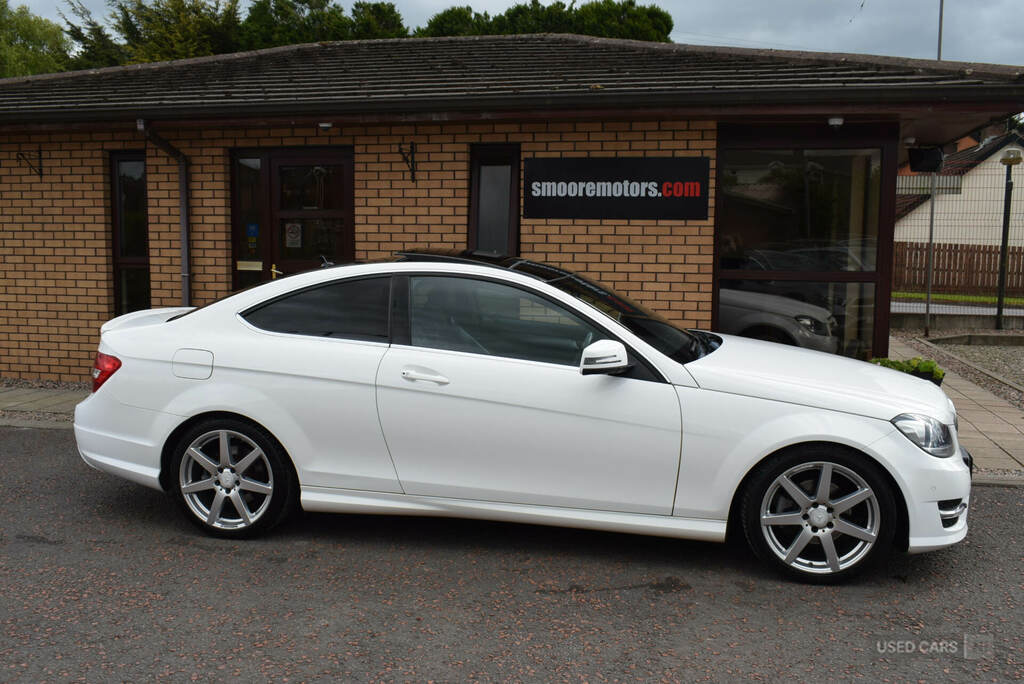 Mercedes-Benz C Class C220 Cdi Amg Sport Edition Premium Plus White #3