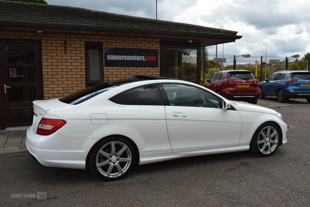 Mercedes-Benz C Class C220 Cdi Amg Sport Edition Premium Plus White #5