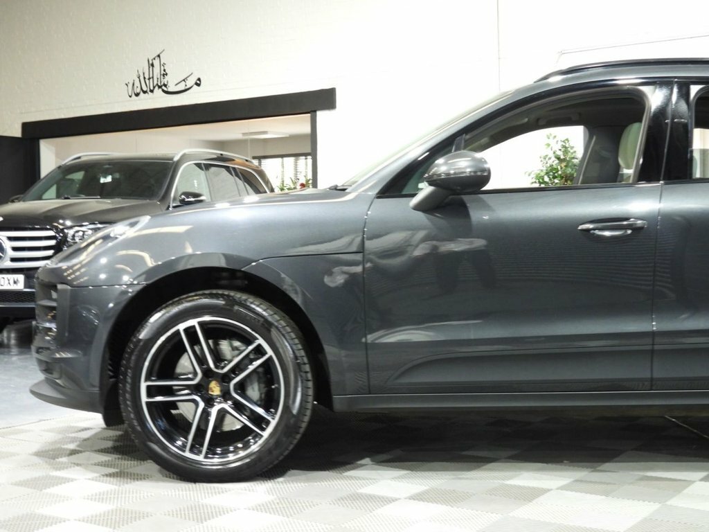 Porsche Macan 3L S RF19LVY Grey #2