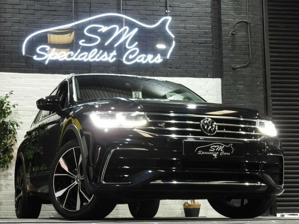Volkswagen Tiguan 1.5L R-line Black
