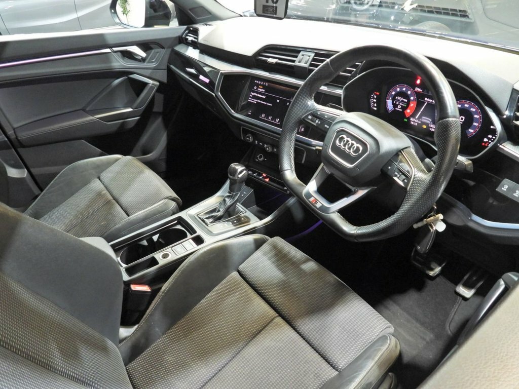 Audi Q3 1.5L Black Edition VO21JYA Blue #3