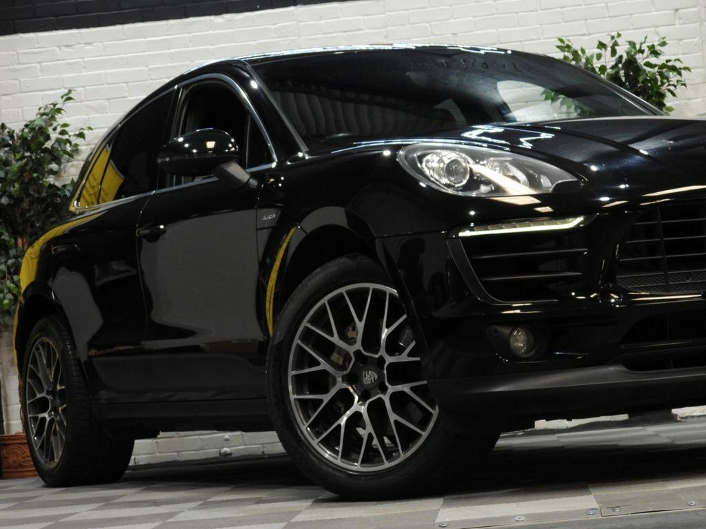 Porsche Macan 3L S AE65UHC Black #4