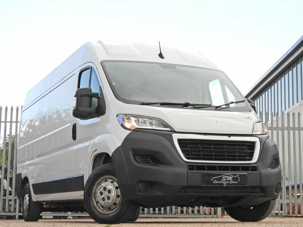 Peugeot Boxer 2.2L Professional White
