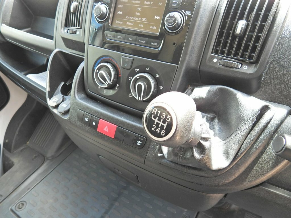 Vauxhall Movano 2.2L Cdti 3500 Biturbo Edition Panel Van Diese White #23