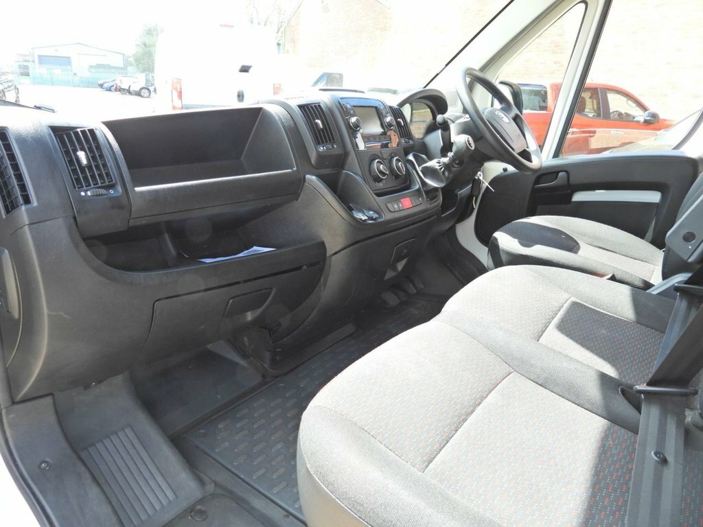 Vauxhall Movano 2.2L Cdti 3500 Biturbo Edition Panel Van Diese White #14