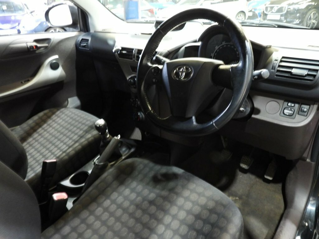 Toyota IQ 1L Null Black #3