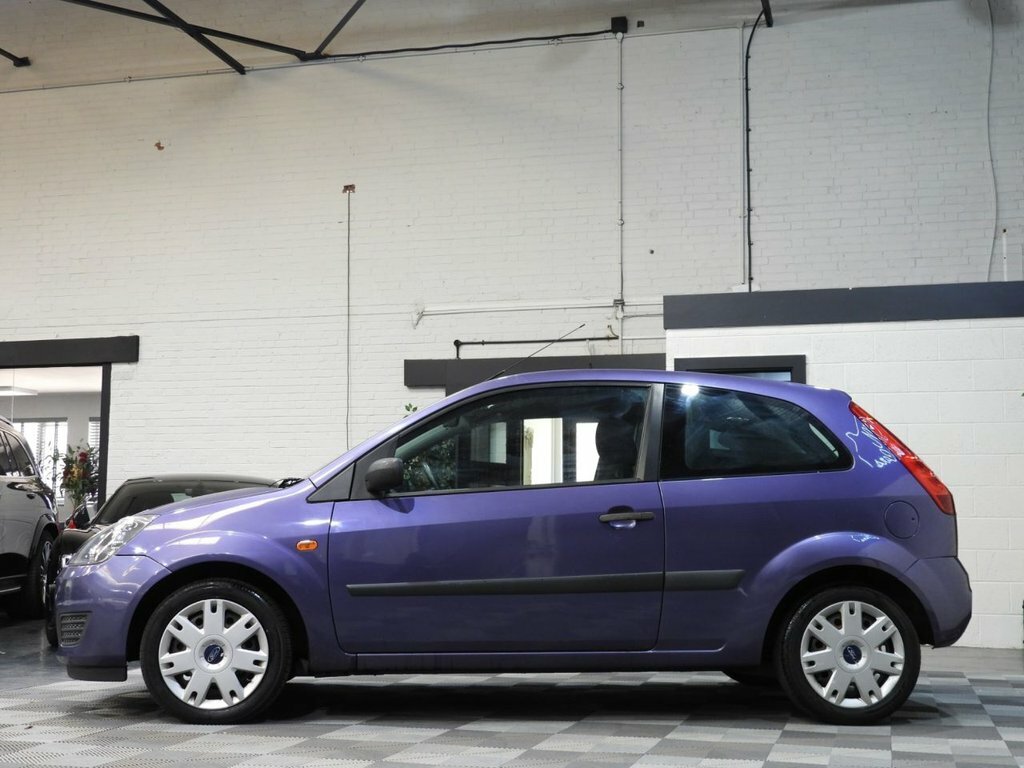 Ford Fiesta 1.25 Style Red #13