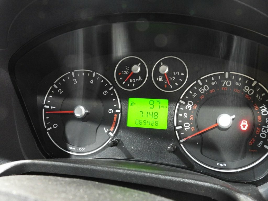 Ford Fiesta 1.25 Style Red #24