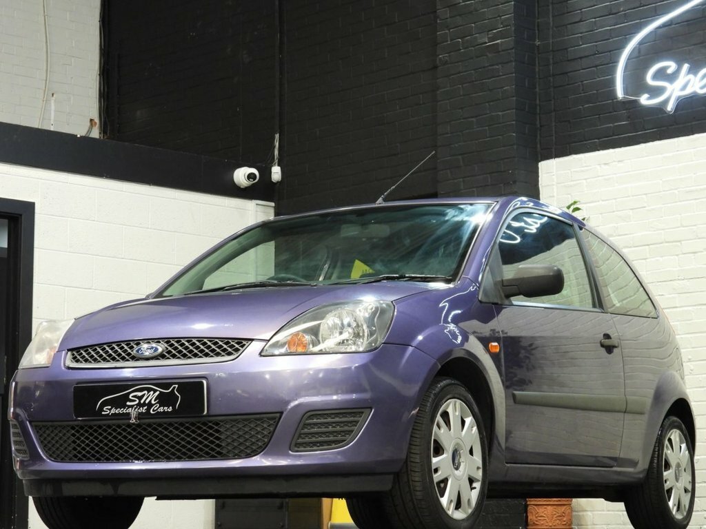 Ford Fiesta 1.25 Style Red #11