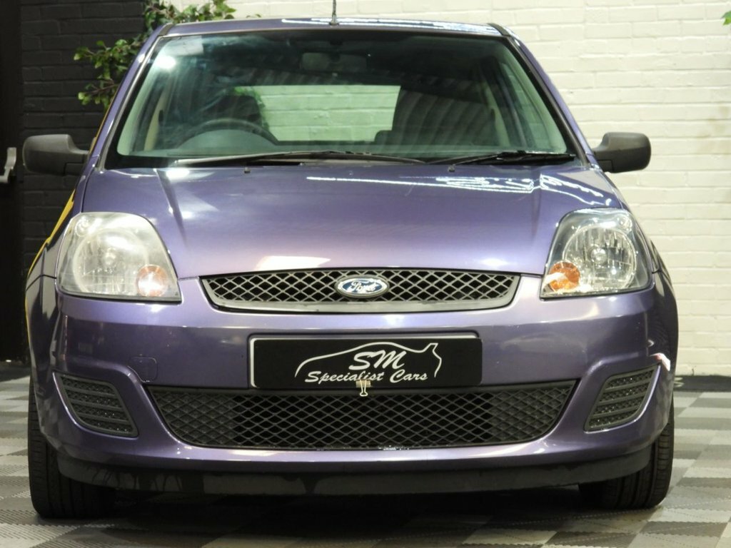 Ford Fiesta 1.25 Style Red #10