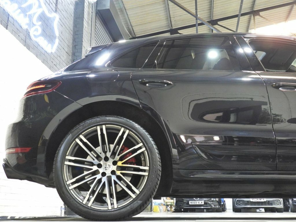 Porsche Macan 3.6L Turbo LP65XTA Black #5