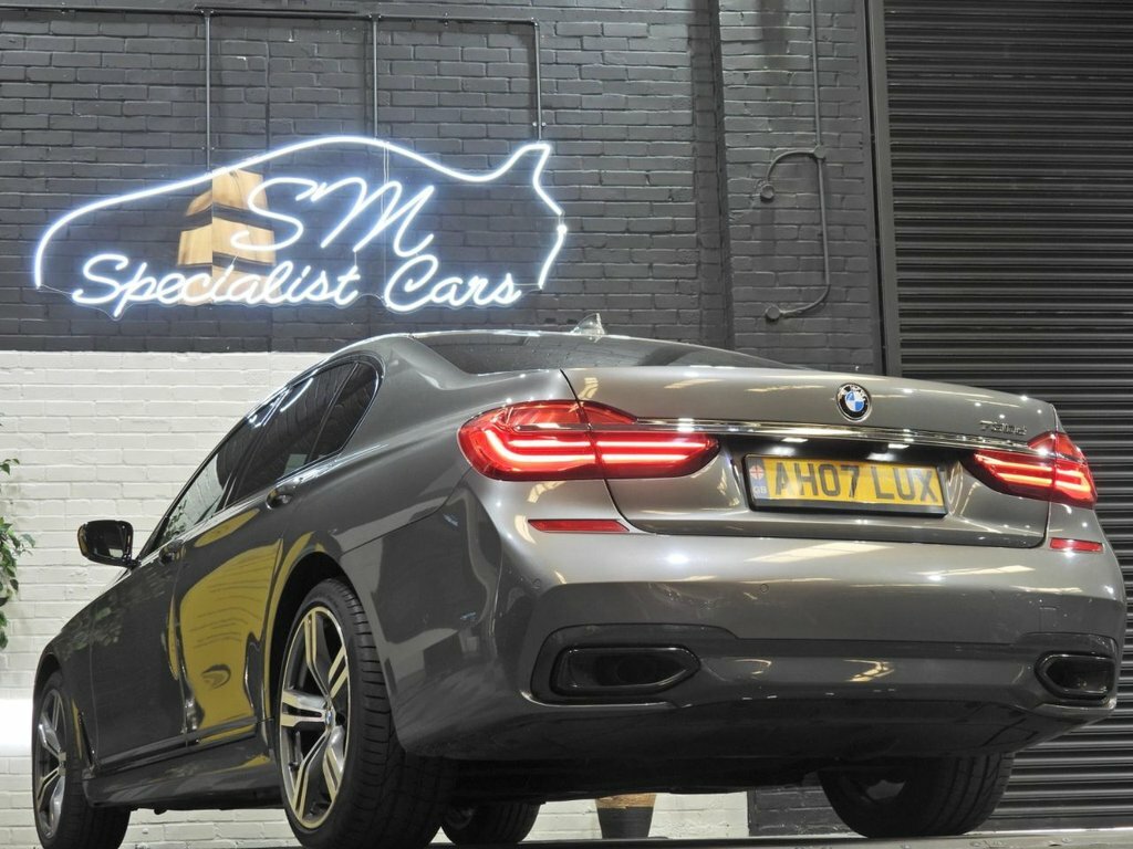 BMW 7 Series 3L M Sport Grey #3