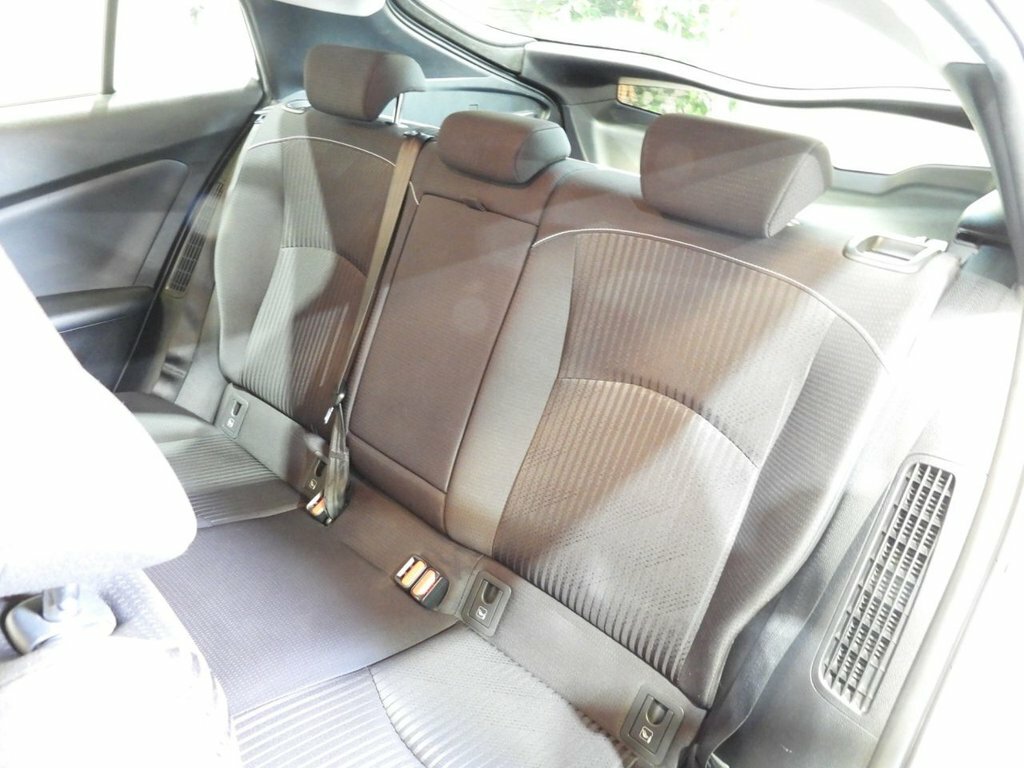 Toyota Prius+ Prius Iconhybrid 5-Dr Hatchback Silver #20