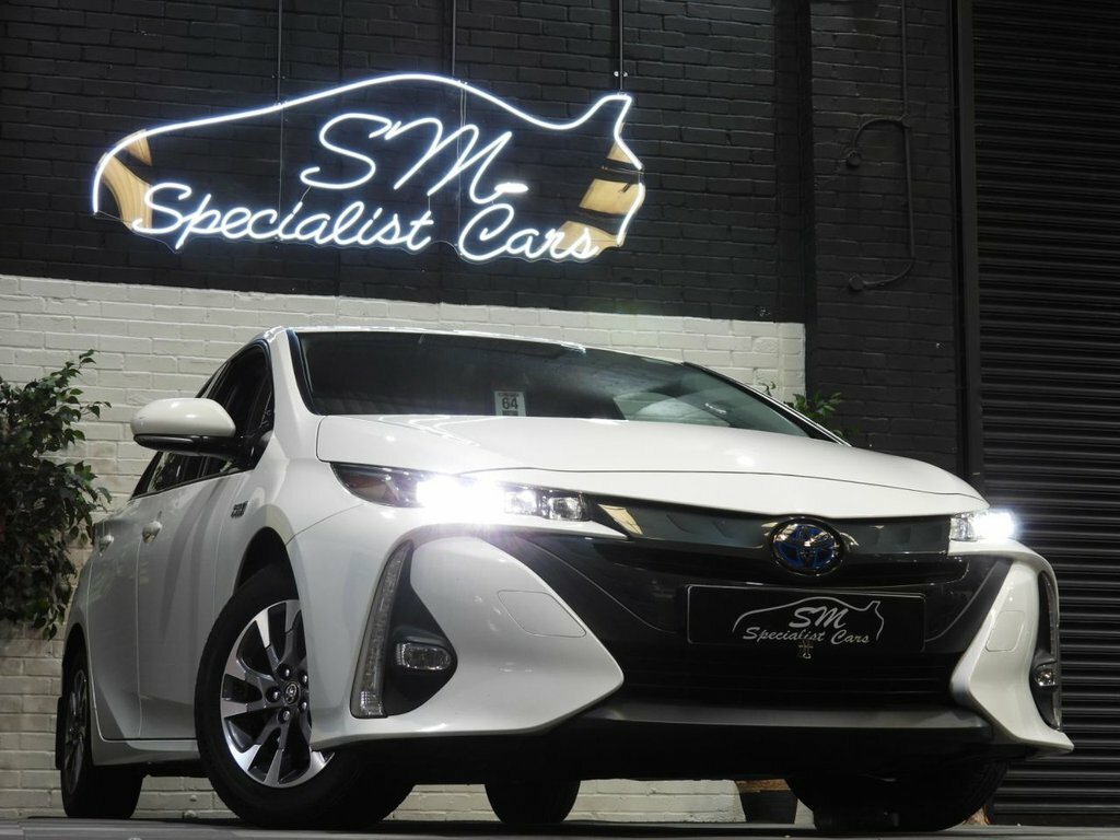 Toyota Prius+ 1.8L Business Edition Plus White