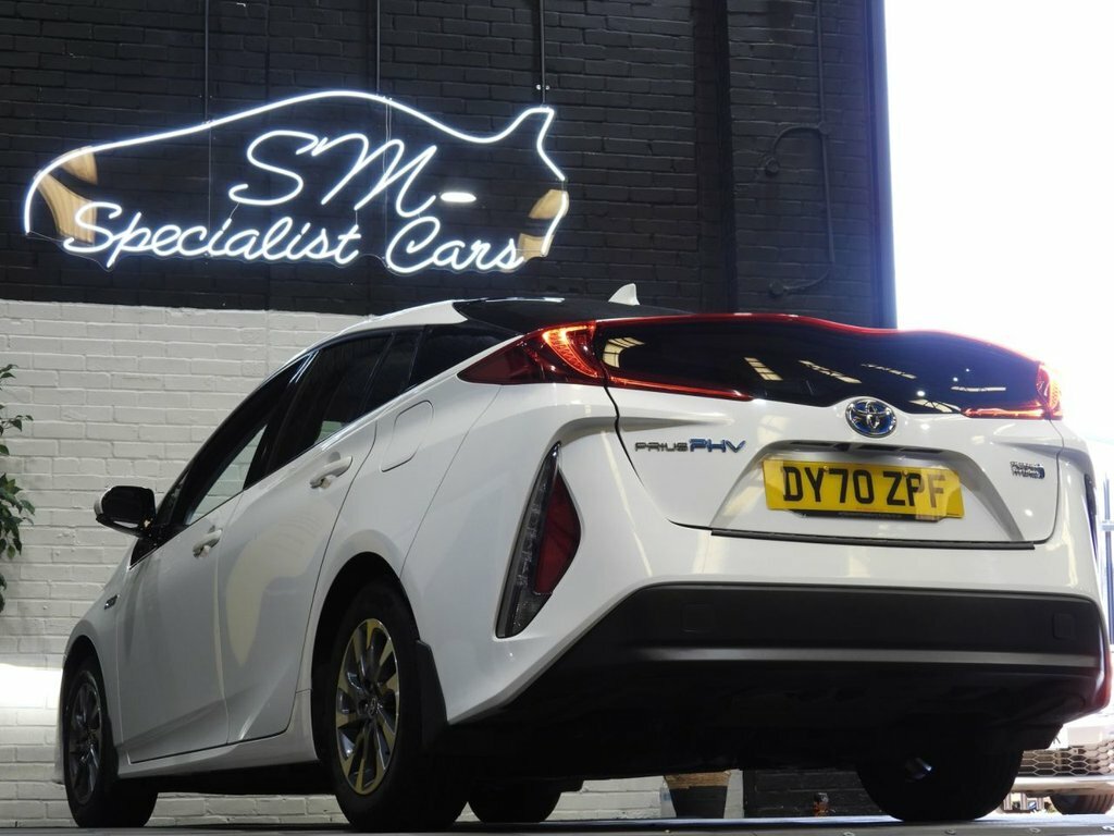 Toyota Prius+ Prius Iconhybrid 5-Dr Hatchback Silver #24