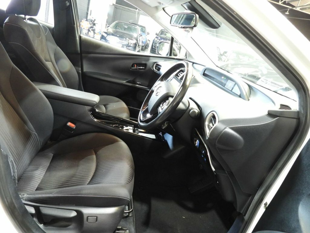 Toyota Prius+ Prius Iconhybrid 5-Dr Hatchback Silver #25