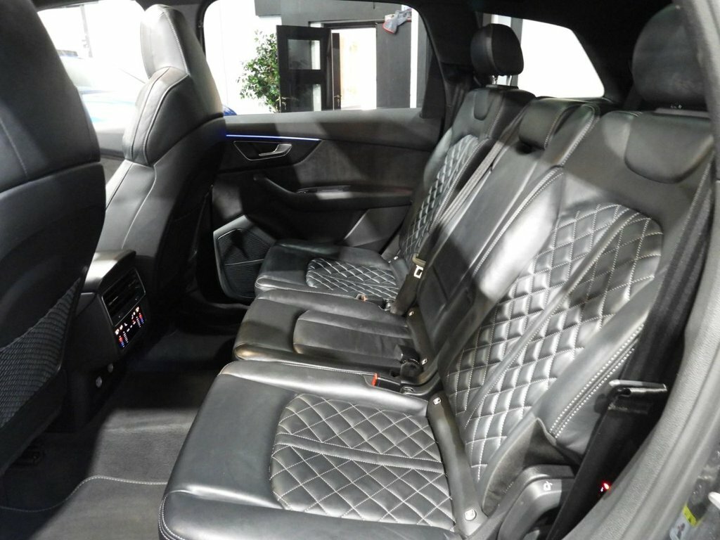 Audi SQ7 4.0 Tfsi V8 Black Edition Suv Tiptronic Black #20