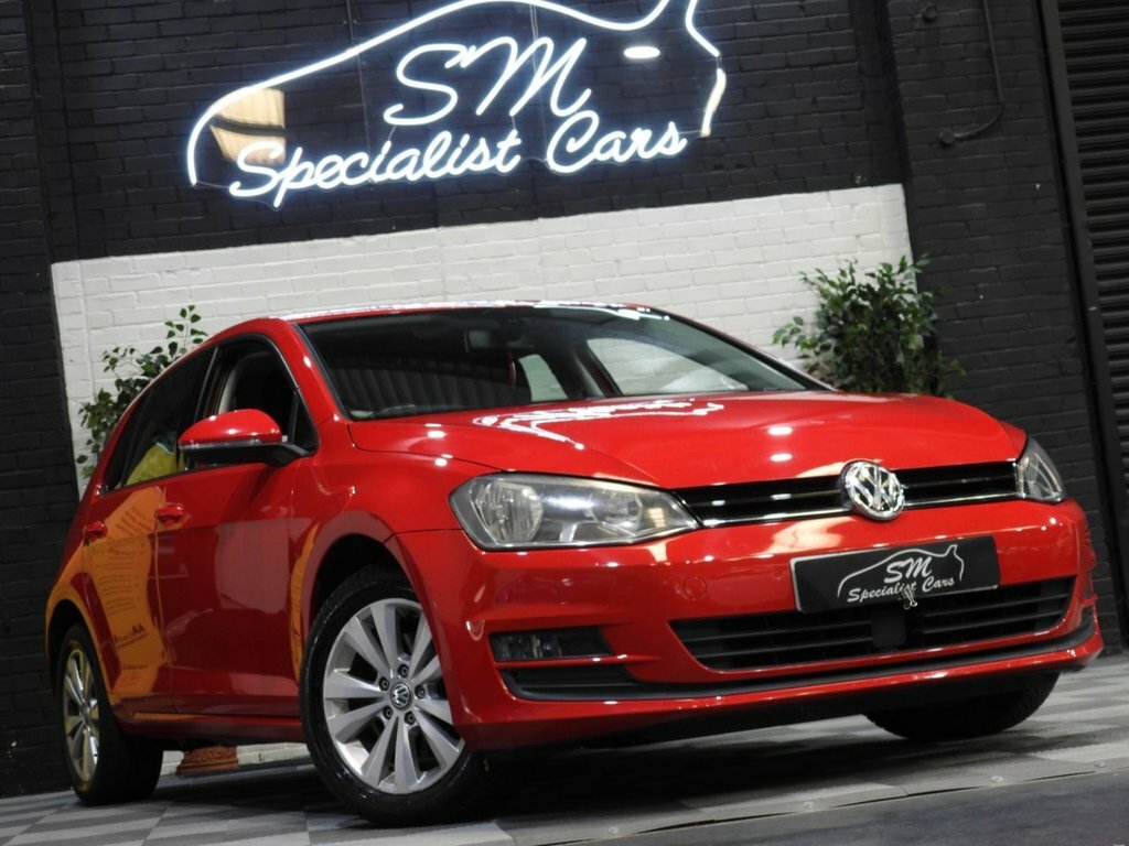 Volkswagen Golf 1.6L Se Red #5