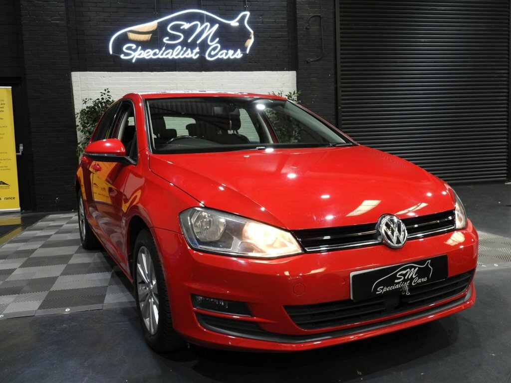 Volkswagen Golf 1.6L Se Red #6