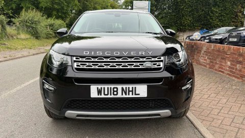 Land Rover Discovery Sport 2.0 Discovery Sport WU18NHL Black #2