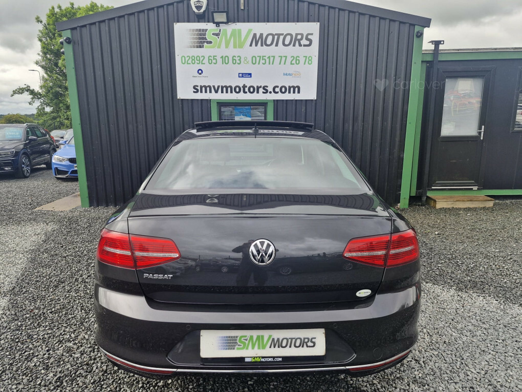 Volkswagen Passat Blue #10