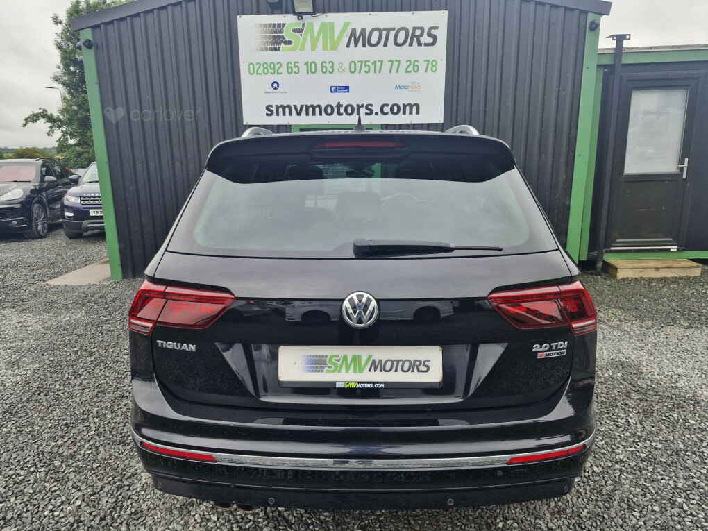 Volkswagen Tiguan R-line Tdi Bluemotion Technology 4Motion Black #5