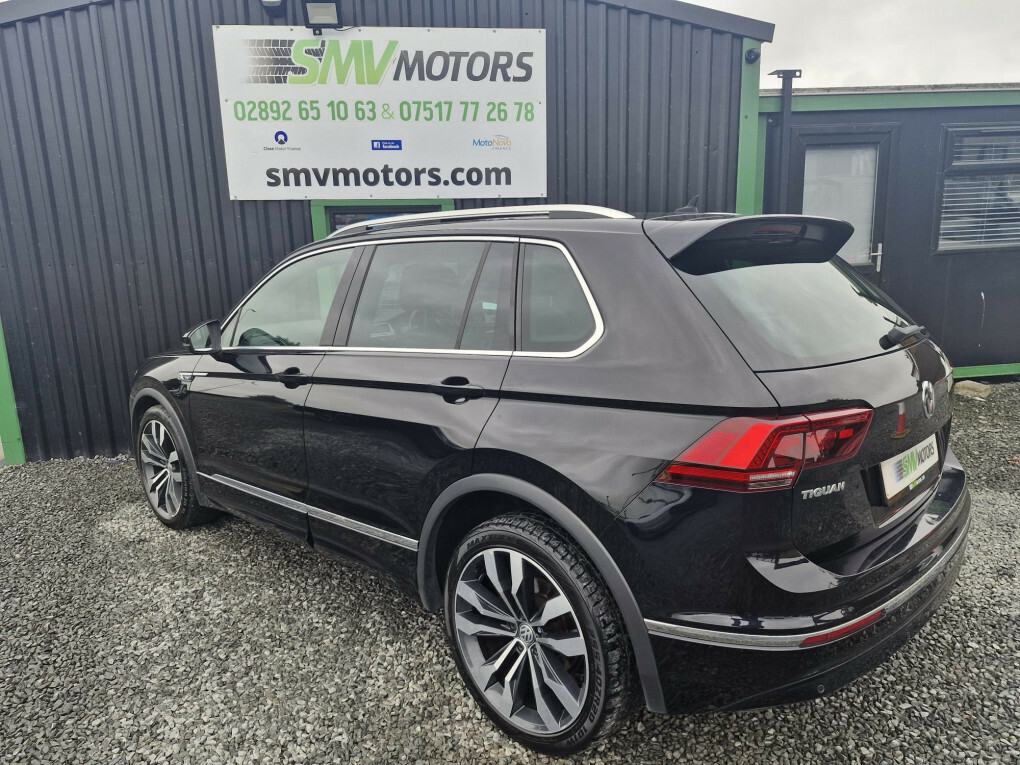 Volkswagen Tiguan R-line Tdi Bluemotion Technology 4Motion Black #4