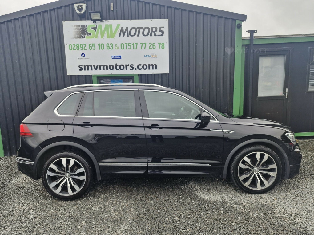 Volkswagen Tiguan R-line Tdi Bluemotion Technology 4Motion Black #3