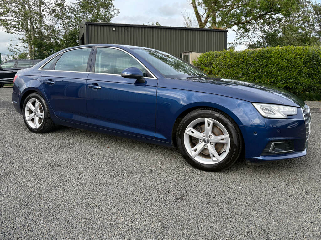 Audi A4 2.0 Tdi Ultra Se Blue #3