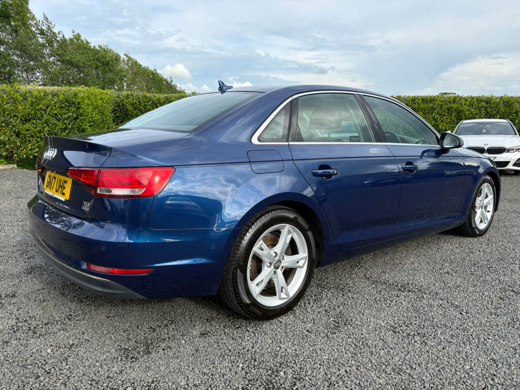 Audi A4 2.0 Tdi Ultra Se Blue #5